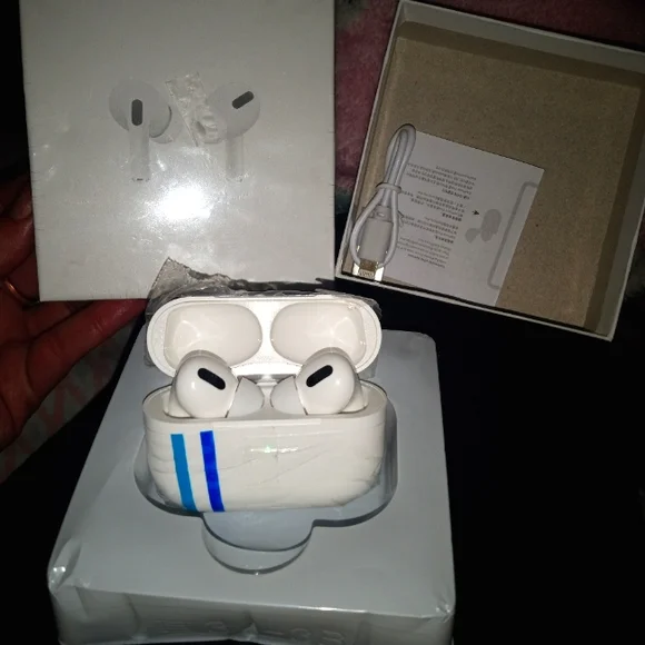 Cell Phones & Accessories | Airpods 3g Pro Brand New Never  display picture 3